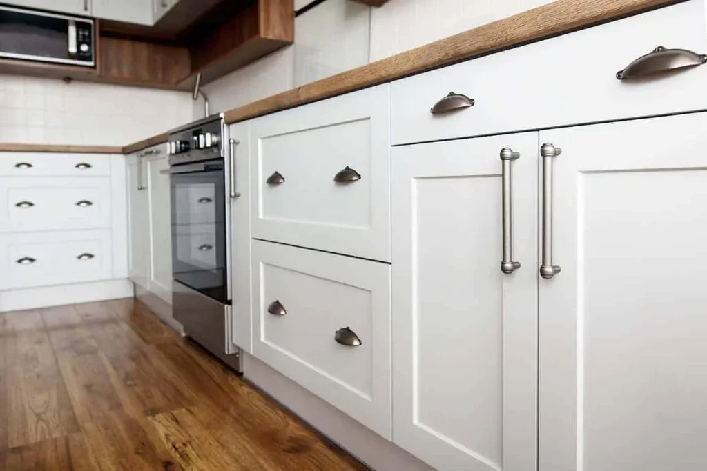What Cabinet Hardware is in Style for 2025: Top Trends Revealed